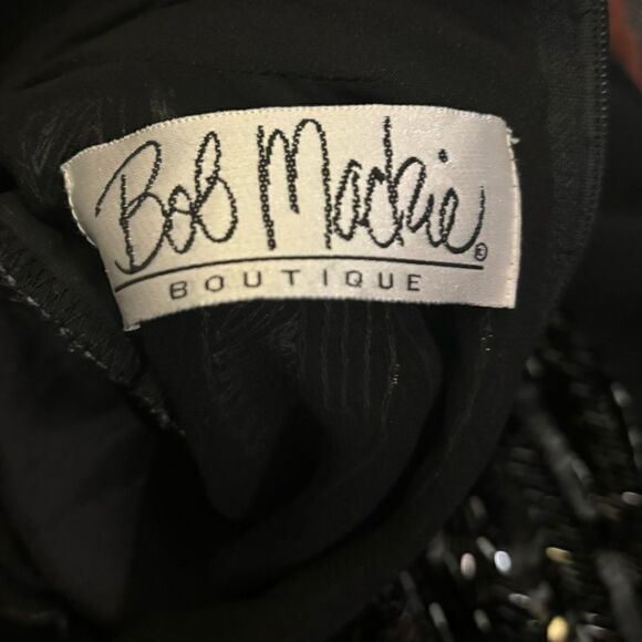 Bob Mackie Vintage Heavily Beaded & Sequin Black & Silver Stunning Dramatic Gown - Picture 14 of 16